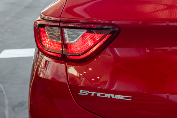2021 MY22 Kia Stonic YB Sport SUV Image 21