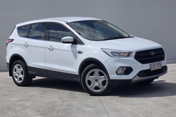 2017 Ford Escape ZG Ambiente SUV Image 1