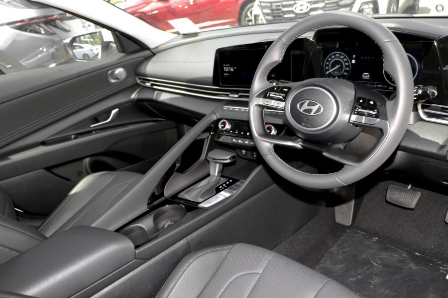 2026 Hyundai i30 CN7.V4 Elite Hybrid Sedan Image 5