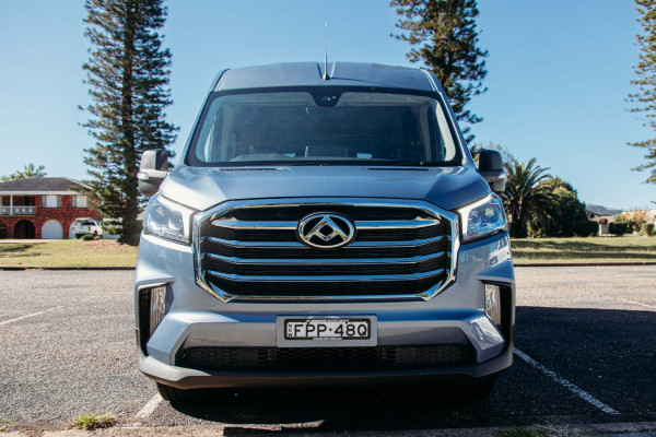2024 LDV Deliver 9  11-Seat Bus