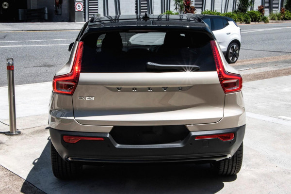2026 MY27 Volvo EX40  Ultra Single Motor Extended Range SUV Image 3