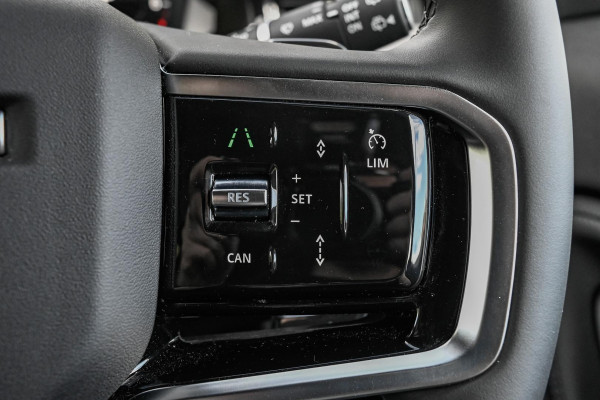 2024 Land Rover Discovery Sport L550 P250 Dynamic SE SUV image 19
