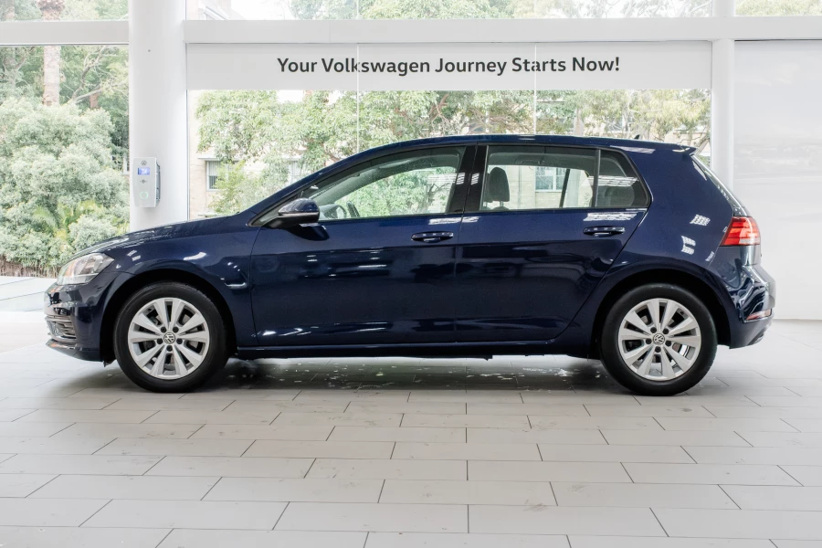 2019 MY19.5 Volkswagen Golf 7.5 110TSI Trendline Hatch Image 3
