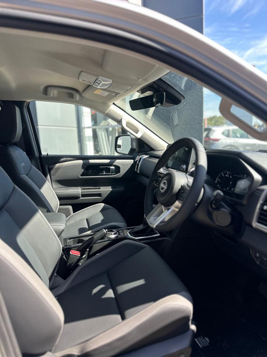 2026 Nissan Navara D27 ST-X Ute Image 11