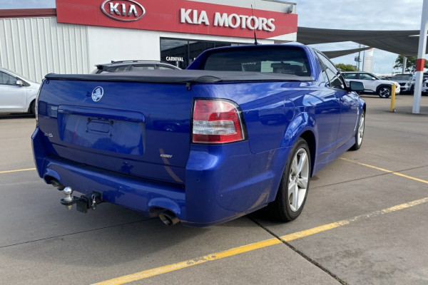 2015 MY16 Holden Ute VF Series II SV6 Black Ute