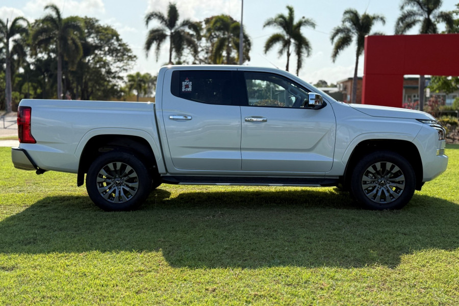 2024 Mitsubishi Triton MV GLS Ute Image 10