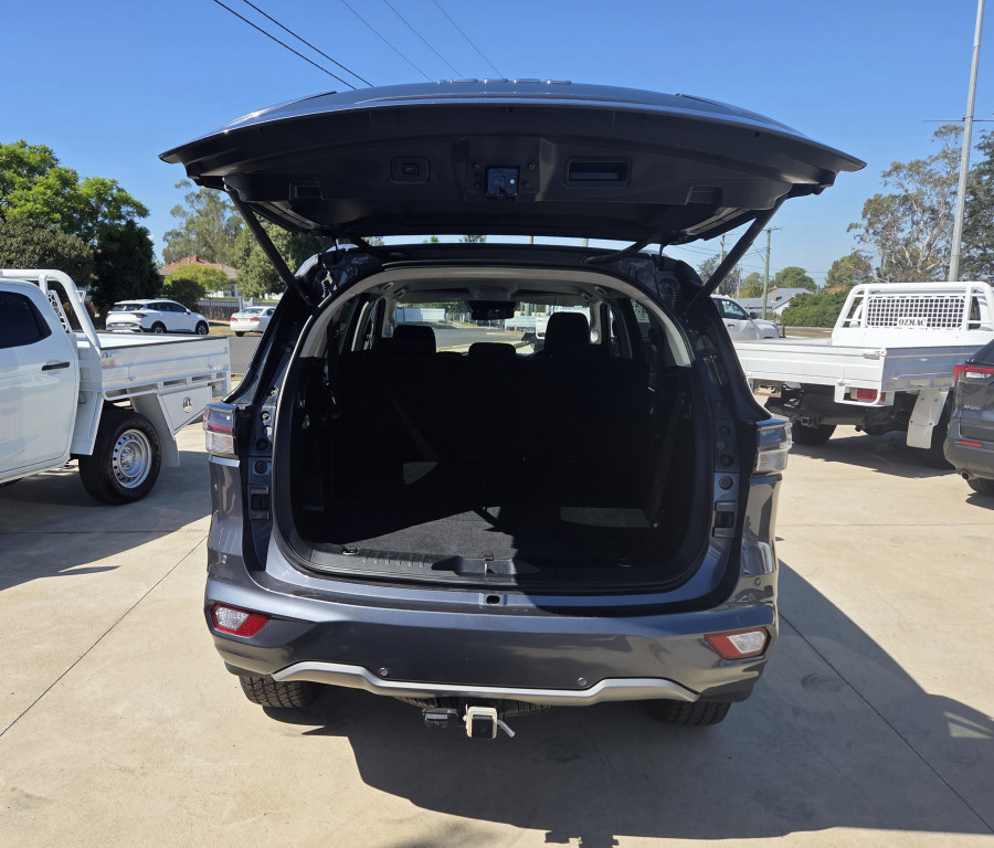 2021 Isuzu MU-X RJ LS-U SUV Image 4