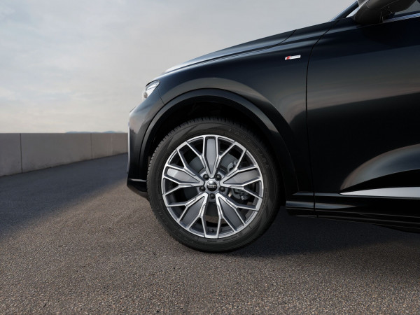 2025 Audi Q5 GU TDI 150kW Sport SUV image 7