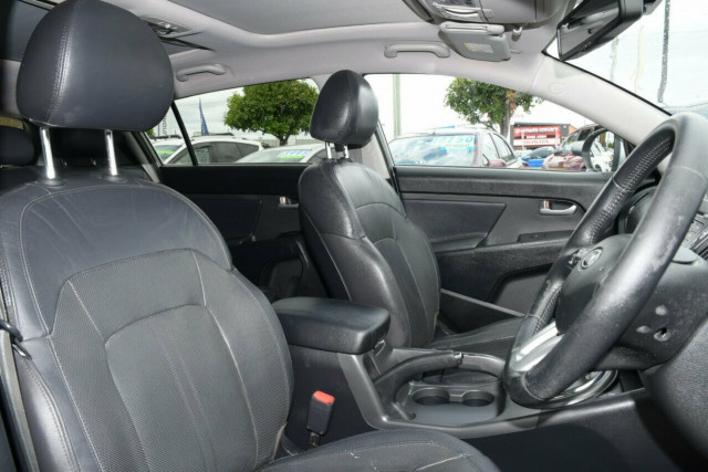 2010 Kia Sportage Platinum 9 of 19