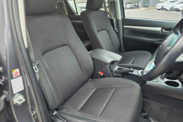 2019 Toyota HiLux  SR5 Dual Cab Ute Image 15
