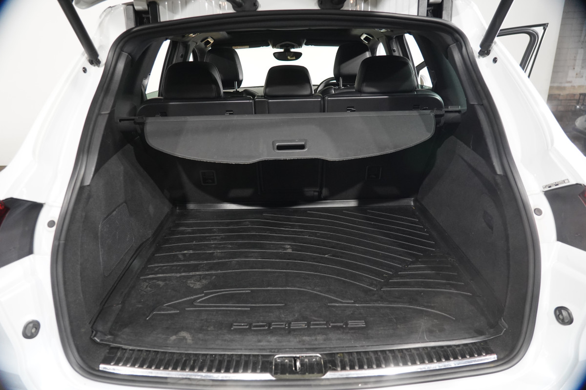 2016 Porsche Cayenne Diesel Platinum Edition SUV