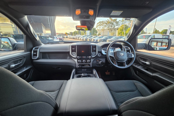 2026 Ram 1500 DT Express Black Edition Hurricane SO Ute Image 8