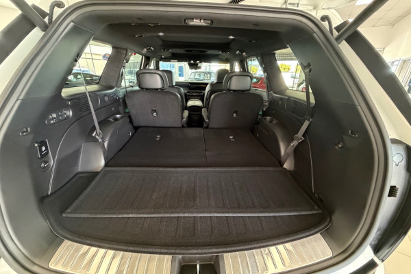 2026 Hyundai Palisade Calligraphy Black Ink SUV Image 10