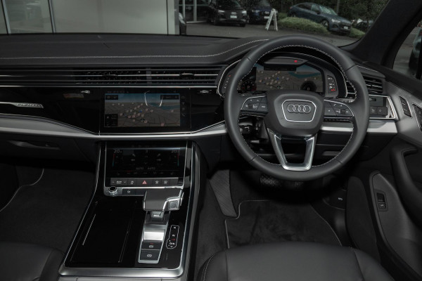 2026 Audi Q7 4M TFSI 185kW SUV image 7