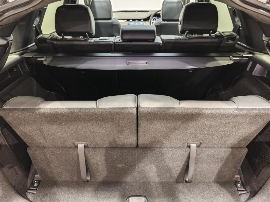 2025 MY25.5 Land Rover Discovery Sport L550 P250 Dynamic SE SUV Image 33