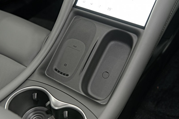 2025 MG IM5 P12L Premium Hatch Image 17