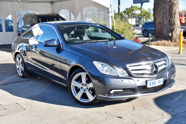 2010 Mercedes-Benz E-Class C207 E250 CGI Elegance Coupe Image 1