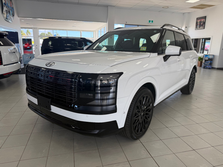 2026 Hyundai Palisade Calligraphy Black Ink SUV Image 3