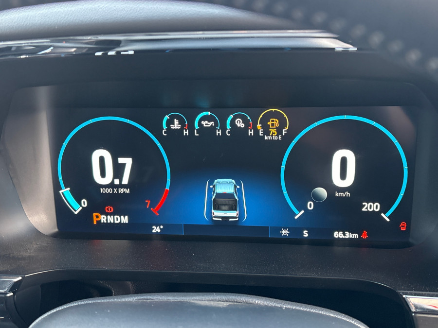 2023 Ford F-150  Lariat Dual Cab Image 8