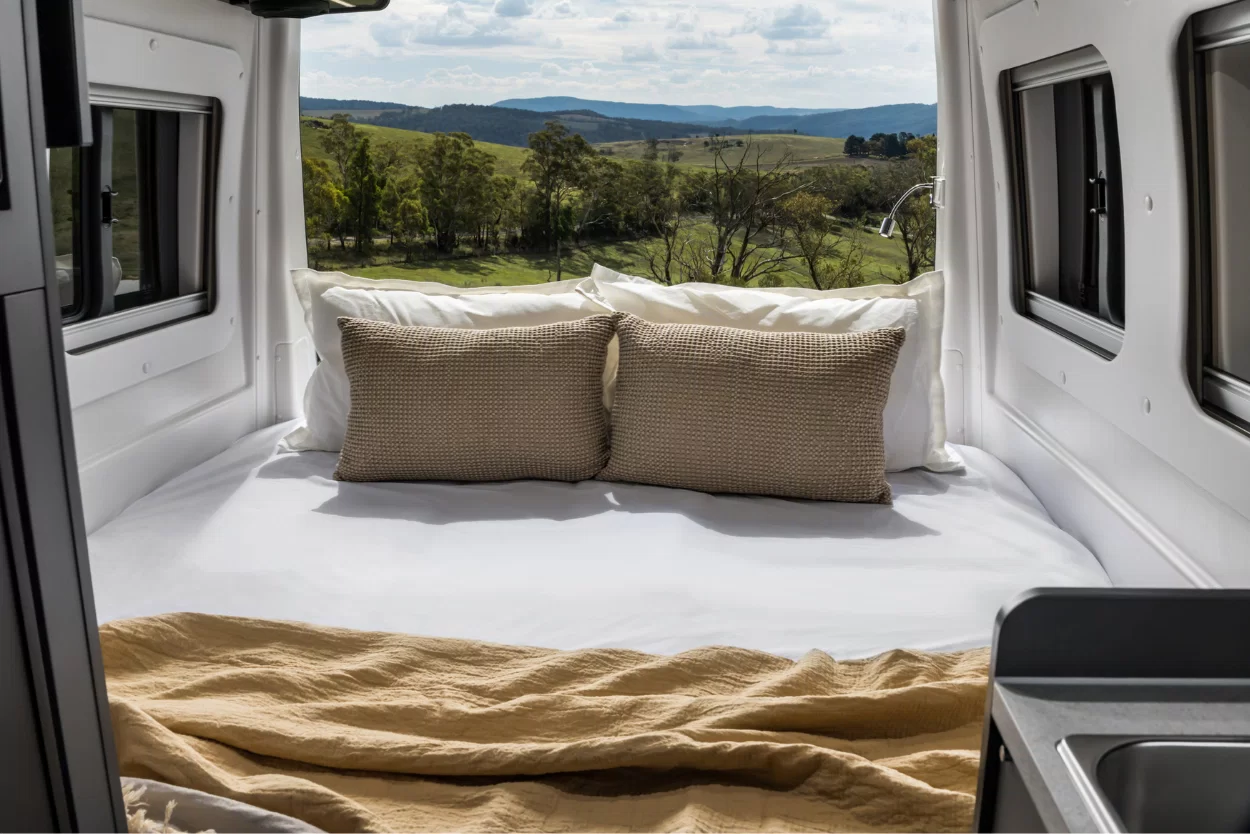 SLEEPS 2 Image