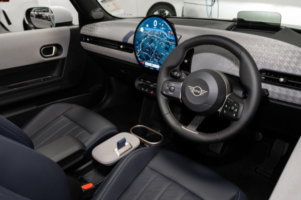 2025 MINI Cooper F67 S Favoured Convertible image 7