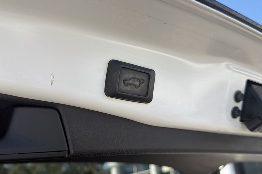 2021 Toyota RAV4 MXAA52R Cruiser SUV Image 32