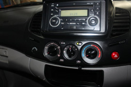 2013 Mitsubishi Triton MN MY13