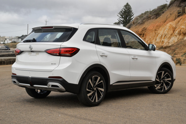 2024 MY24.5 MG ZS ZS32 Essence Hybrid+ SUV