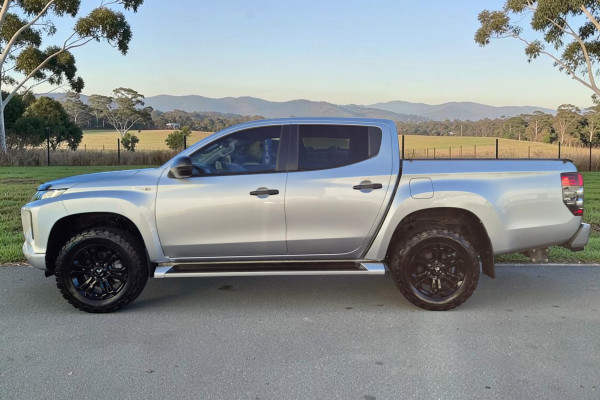 2021 MY22 Mitsubishi Triton MR GLX-R Ute Image 4