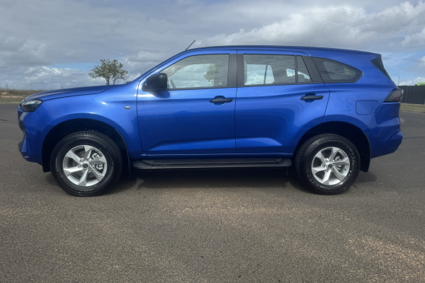 2026 Isuzu MU-X RJ LS-M SUV Image 6