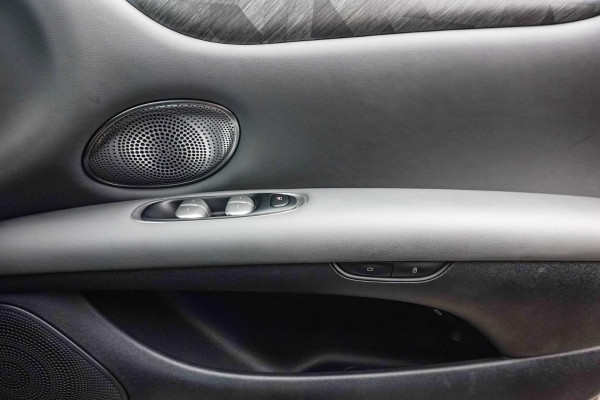 2025 MG IM5 P12L Performance Hatch Image 23