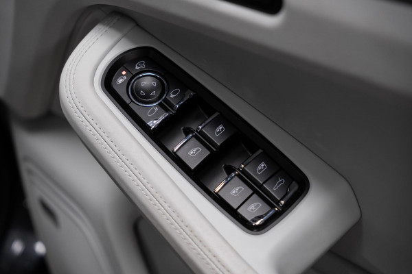 2021 Porsche Macan 95B SUV image 22