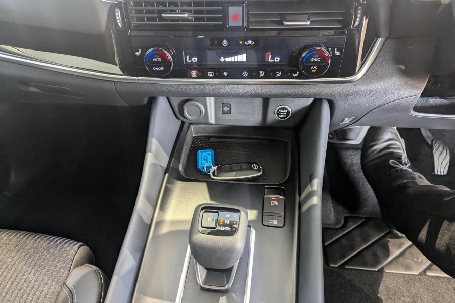 2024 Nissan QASHQAI J12 ST-L SUV Image 9