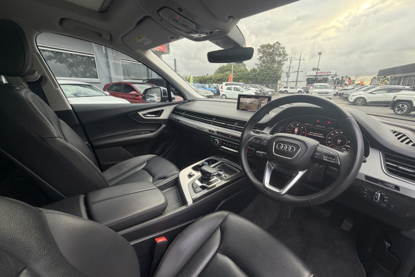2018 MY19 Audi Q7 4M 45 TDI SUV Image 17