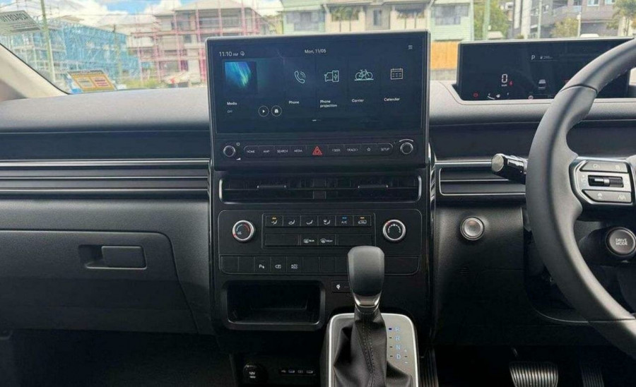 2026 MY27 Hyundai Staria Load US4.V4  Van Image 15