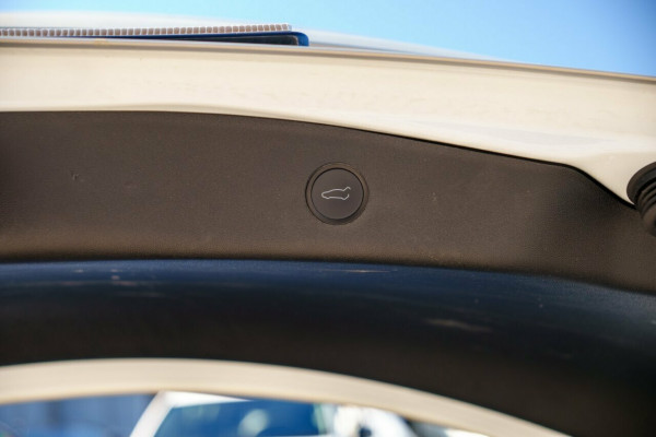 2022 Tesla Model 3  Rear-Wheel Drive Sedan Image 9