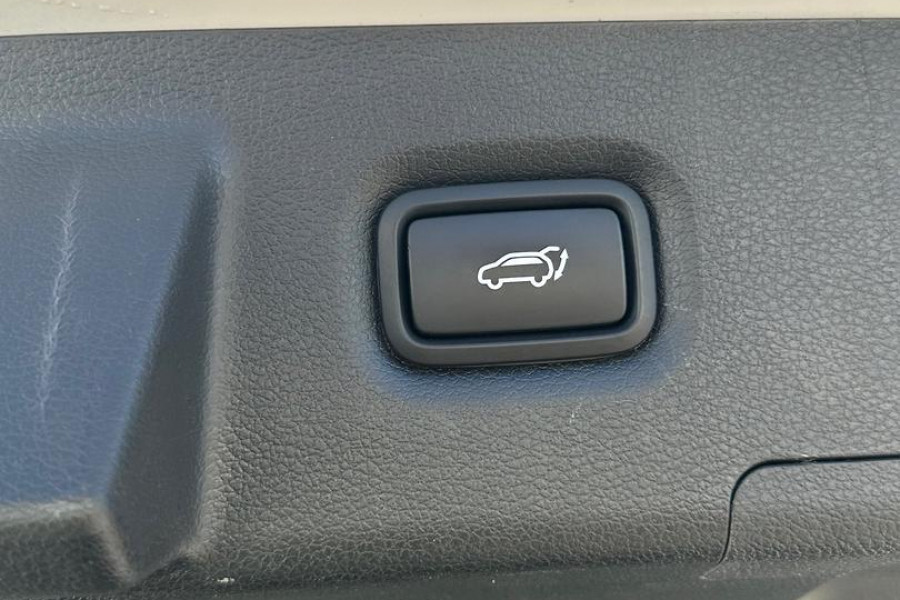 2020 Hyundai Santa Fe TM.2 Elite SUV Image 12