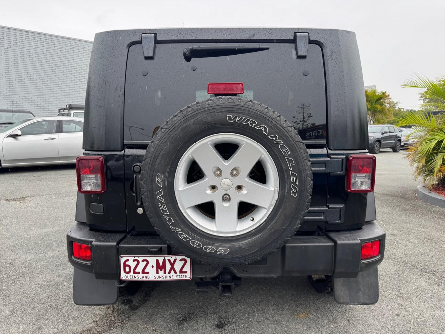 2010 Jeep Wrangler JK Sport SUV Image 8