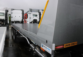 2018 Fuso Fighter 2427 MANUAL TILT TOW TOW + TILT 2427 Tow and tilt