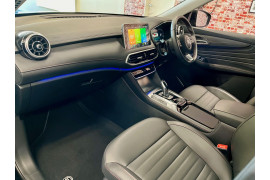 2025 MG HS Essence Plug-In Hybrid SUV
