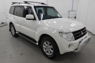 Mitsubishi Pajero GLS NX Turbo