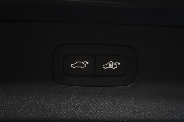 2021 Volvo XC90 L Series T6 Momentum SUV Image 34