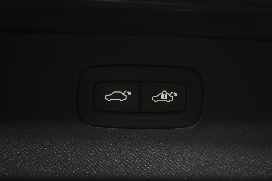 2021 Volvo XC90 L Series T6 Momentum SUV Image 34