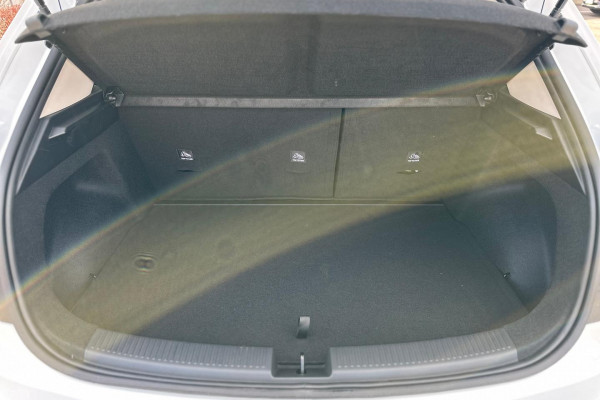 2026 MG MG4 EV Urban AH4E Essence 43 Hatch Image 15