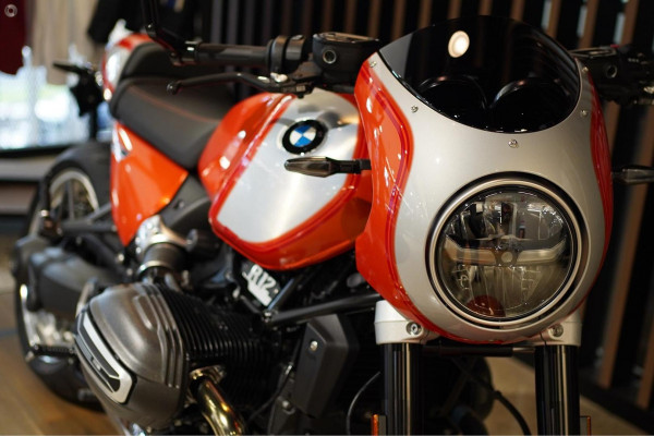 2026 BMW R 12 S R 12 image 2