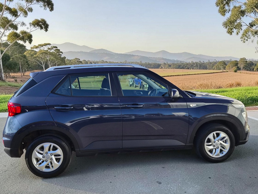 2021 Hyundai Venue QX.V3 Active SUV Image 8