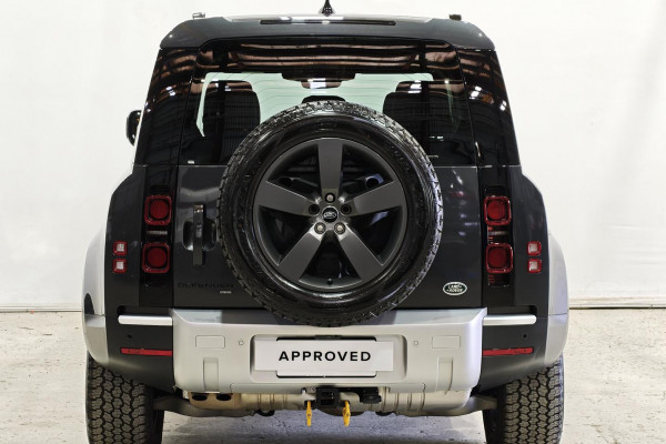 2022 MY23.5 Land Rover Defender L663 110 D300 SE SUV Image 7