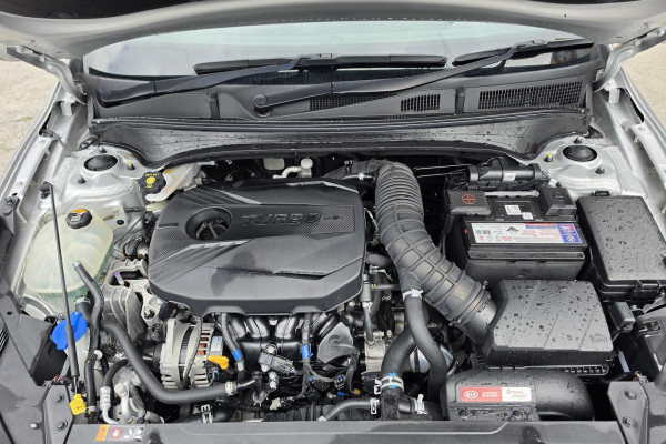 2020 Kia Cerato BD GT Hatch Image 29