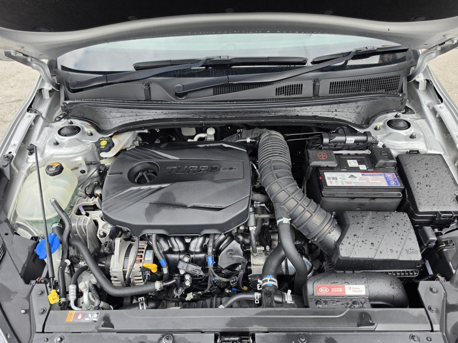 2020 Kia Cerato BD GT Hatch Image 29