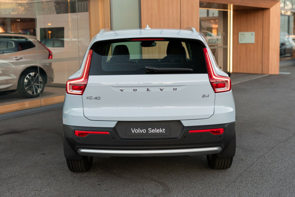 2025 MY26 Volvo XC40 XZ Plus B4 SUV Image 9